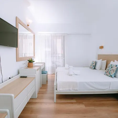 Santa Marina Unique 4*