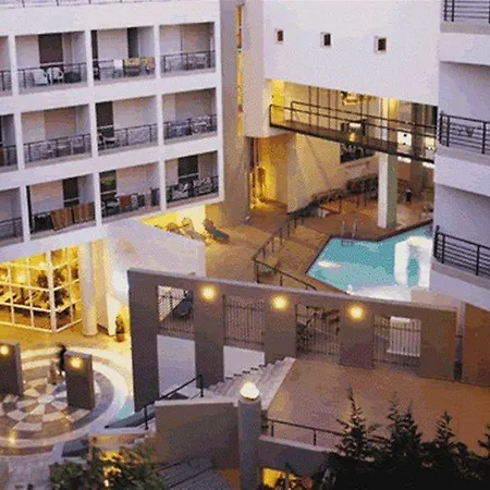 Santa Marina Unique מלון 4*