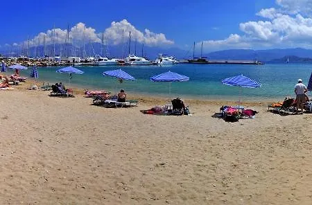 Santa Marina Unique Отель